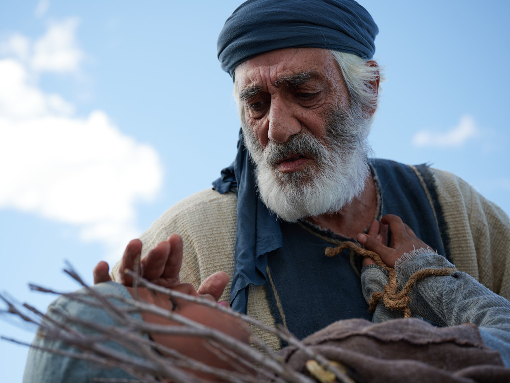 11_FB_LUMO_Abraham_Isaac_1024